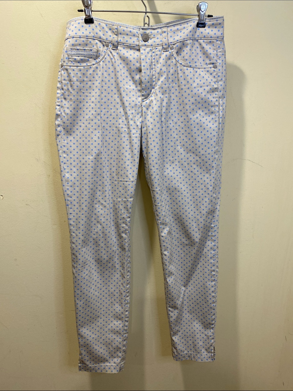 RIANI White Skinny Jeans with Light Blue Polka Dots Sz 6